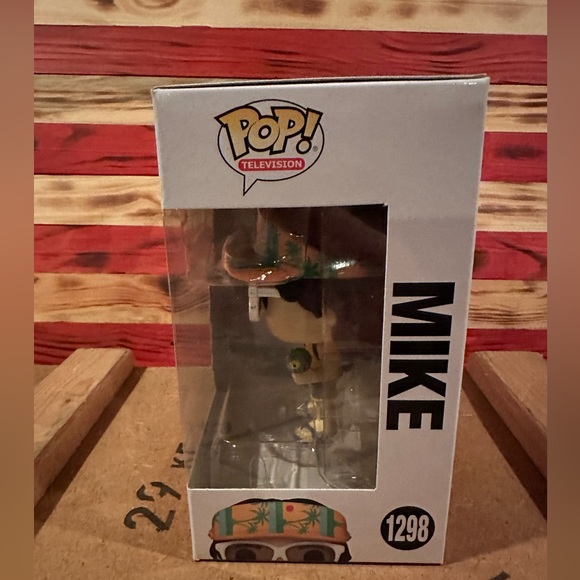 Funko POP Stranger Things Mike #1298 - Picture 2 of 4
